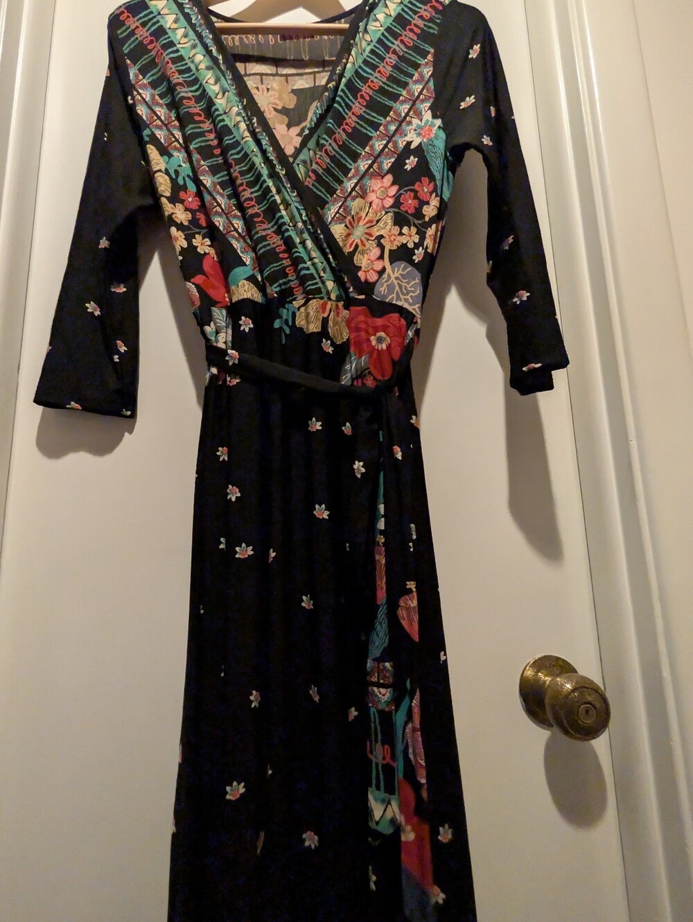 Floral V-Neck Wrap Maxi Dress Size M/L - Picture 8 of 14